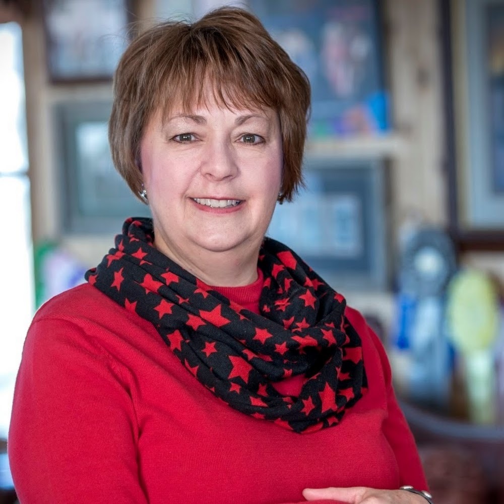 Meet your Posher, Debbie